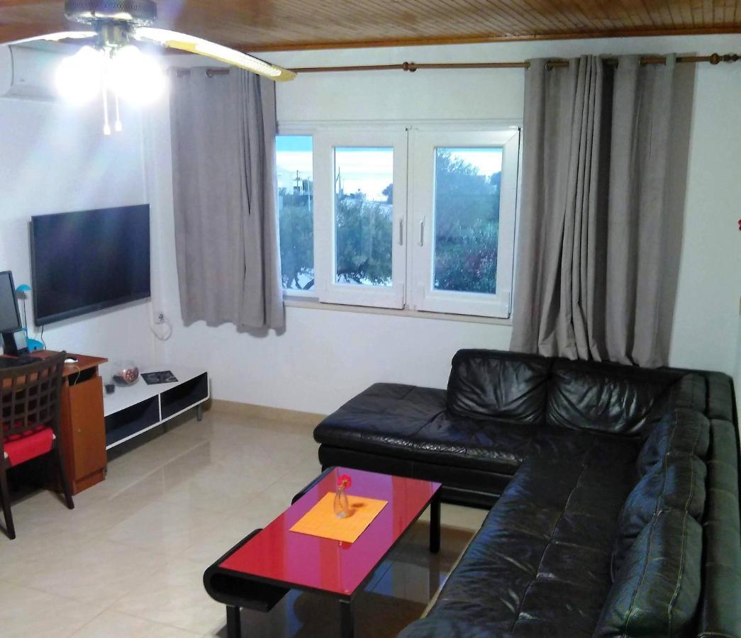 Manora Sucuraj 2 Bedroom Apartment Exterior photo