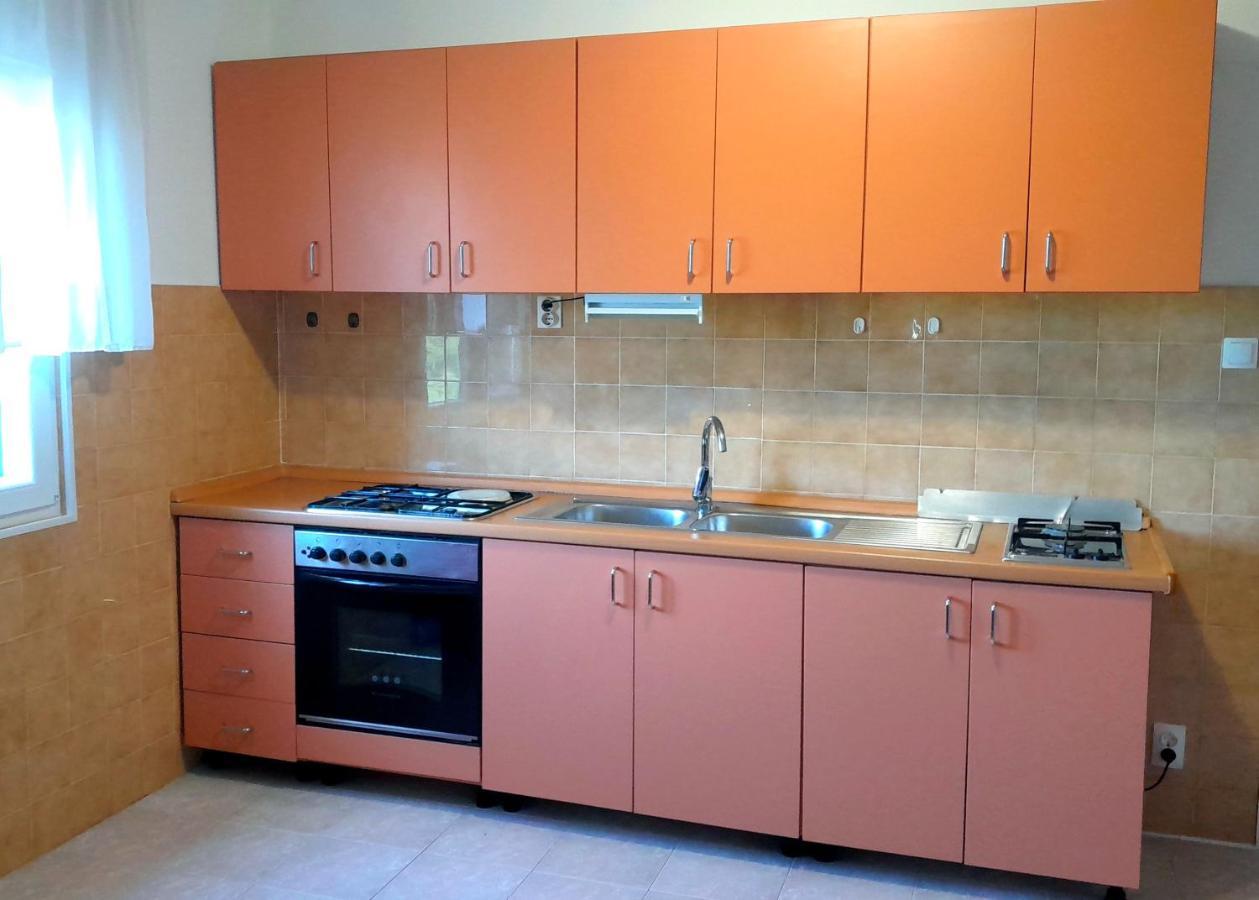 Manora Sucuraj 2 Bedroom Apartment Exterior photo
